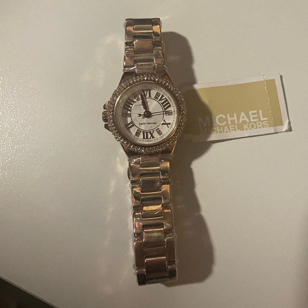 Michael kors watch like new